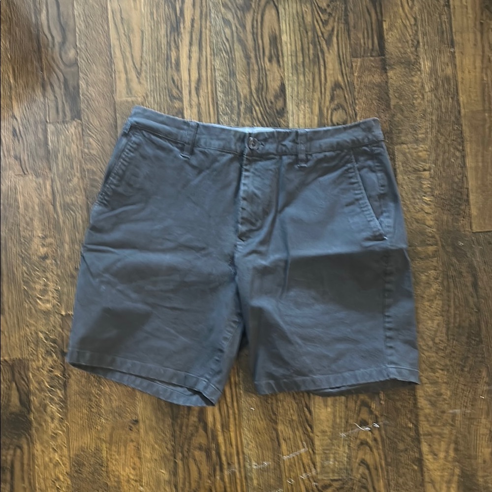 Men's Gray Shorts